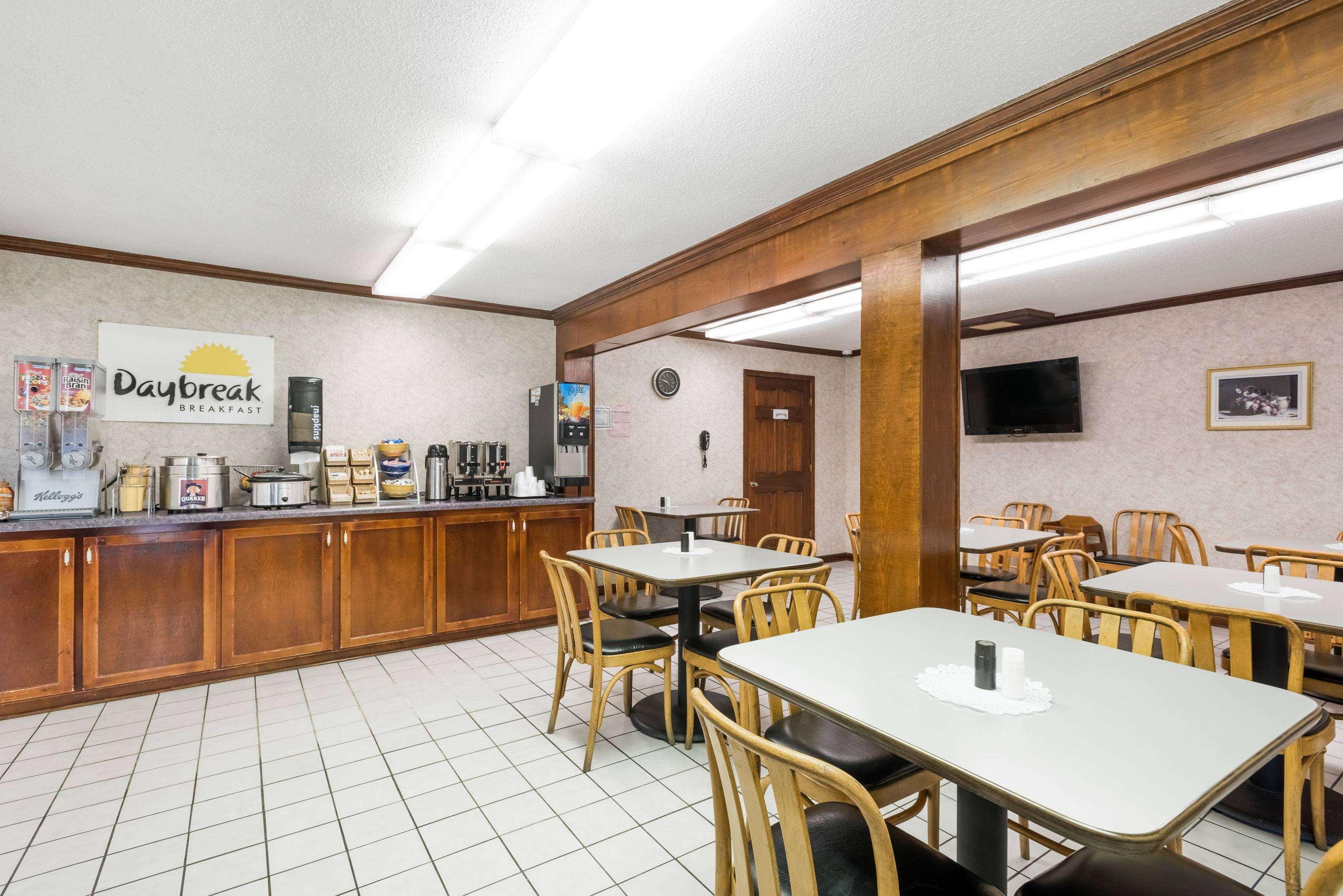 Days Inn By Wyndham Jellico - Tennessee State Line Exterior photo