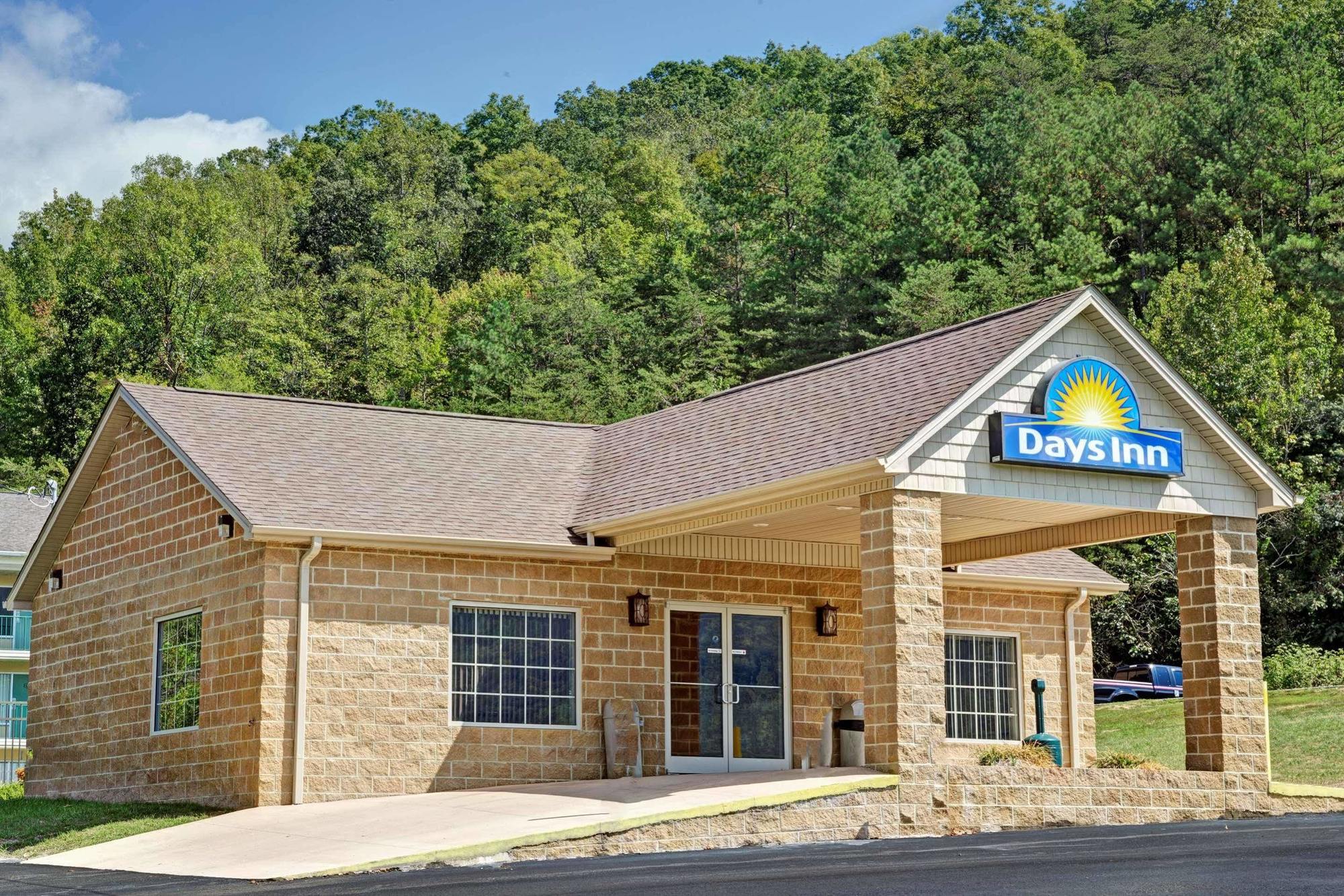 Days Inn By Wyndham Jellico - Tennessee State Line Exterior photo